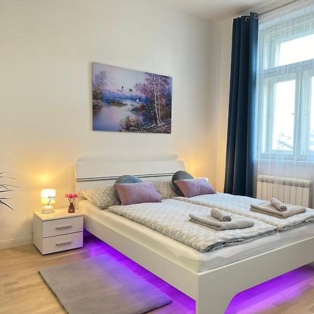 Romantic Apartment In The Center Of Praga Esterno foto