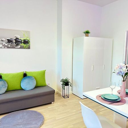 Romantic Apartment In The Center Of Praga Esterno foto